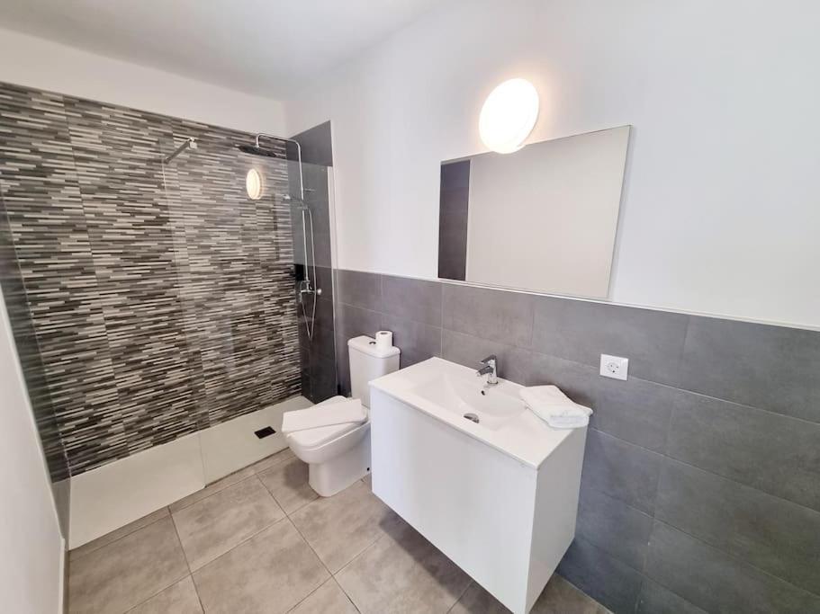 Pequeno Bungalow Firt Line Of The Sea Costa Teguise Εξωτερικό φωτογραφία