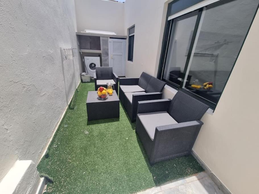 Pequeno Bungalow Firt Line Of The Sea Costa Teguise Εξωτερικό φωτογραφία