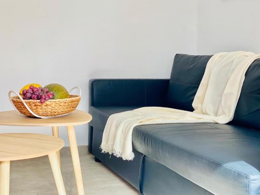 Pequeno Bungalow Firt Line Of The Sea Costa Teguise Εξωτερικό φωτογραφία