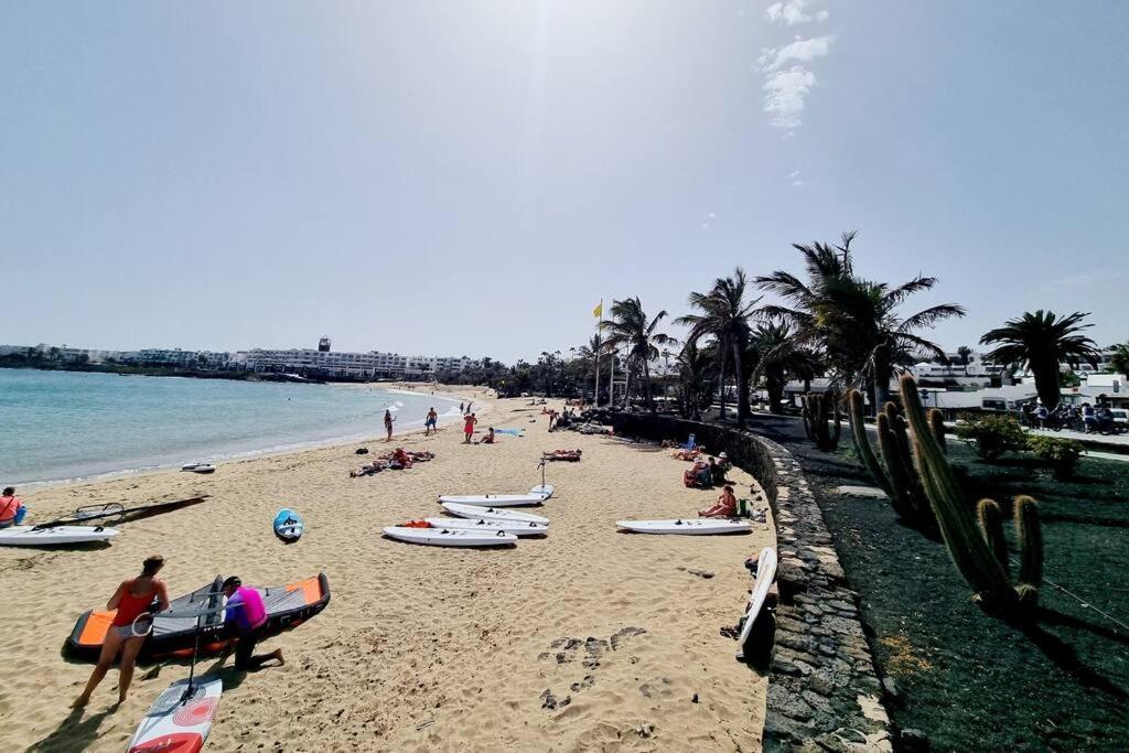 Pequeno Bungalow Firt Line Of The Sea Costa Teguise Εξωτερικό φωτογραφία